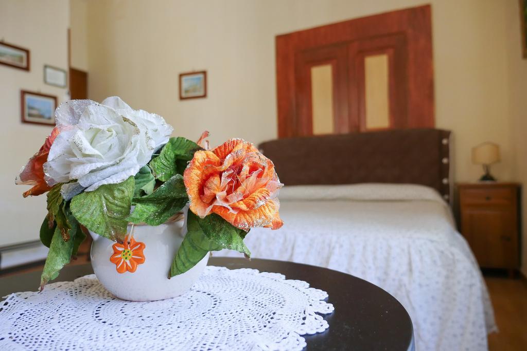 B&B Domus Gemi Naples Room photo